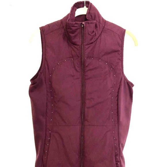 LIKE NEW CONDITION!   lululemon Run for Cold Vest - Size 8 - Picture 1 of 9